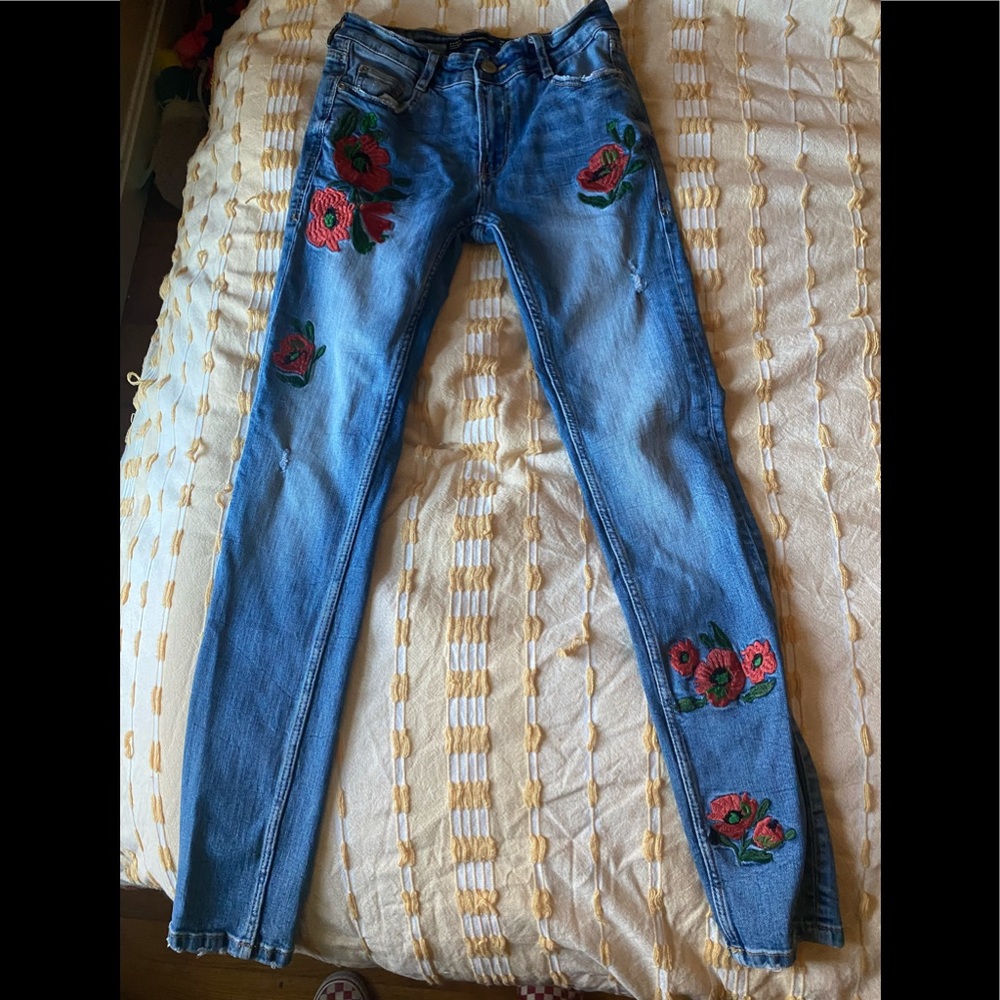 Zara Trafaluc Distressed/Embroidered Jeans